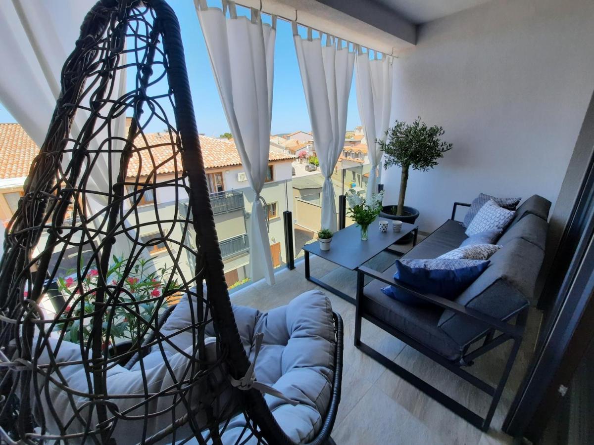 Enjoy Pula - New Apt With Terrace And Free Parking Garage エクステリア 写真